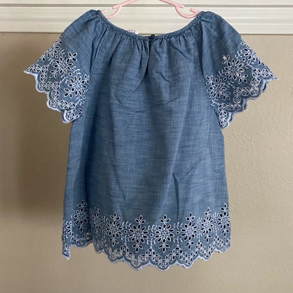 Girls Chambray Eyelet Blouse - Picture 7 of 7